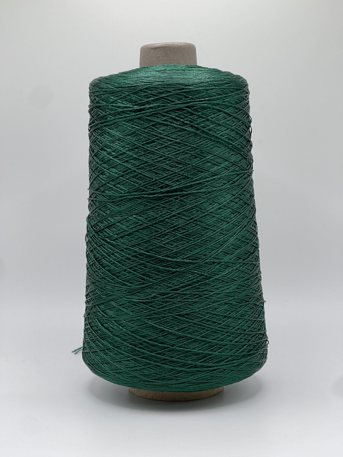 Merrow Emblem Thread/Floss Color 3652 Dark Green