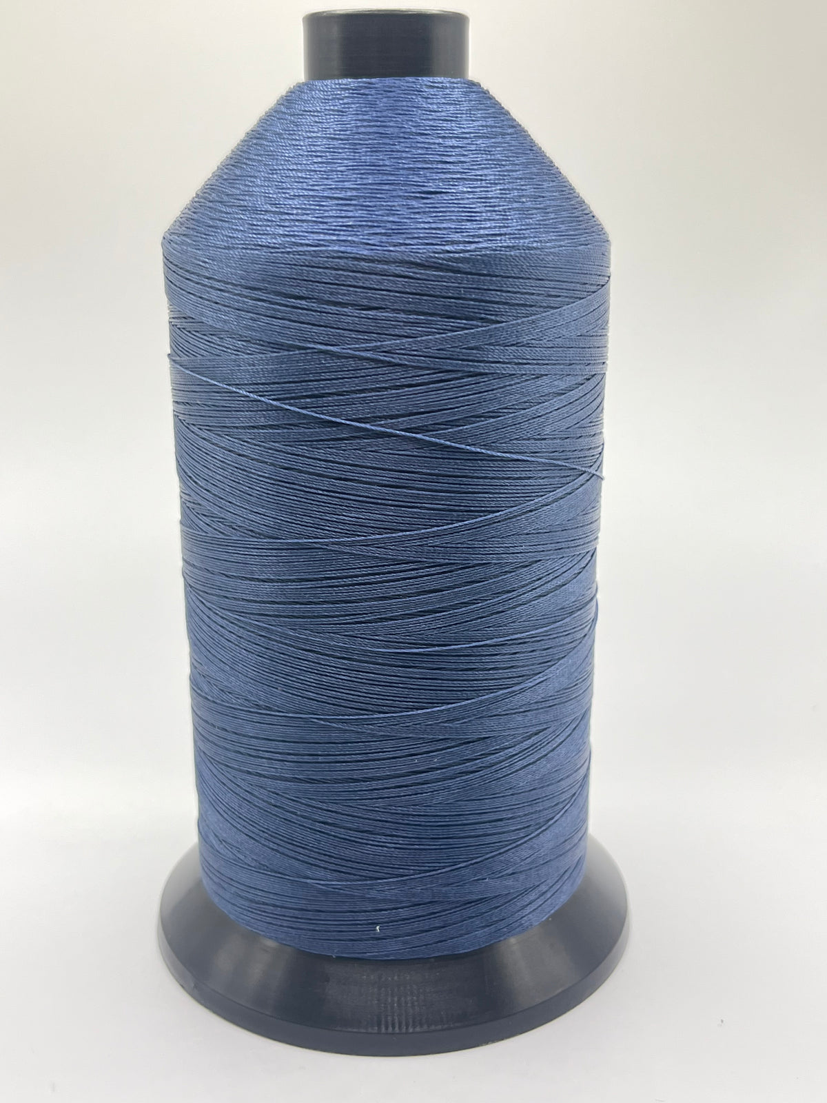 92 Tex 90 Nylon Bonded Fil-Tec 1 lb. Color 13632 Navy