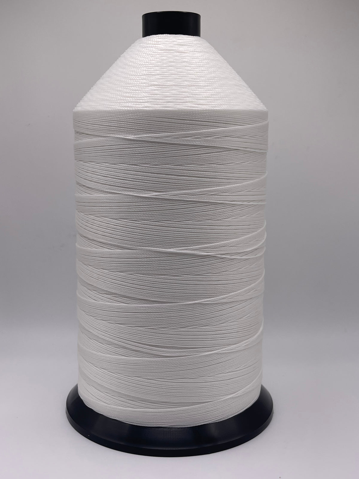 207 Tex 210 Outdoor Pro Poly Bonded White 1 lb. 2000YD Color 7003U White