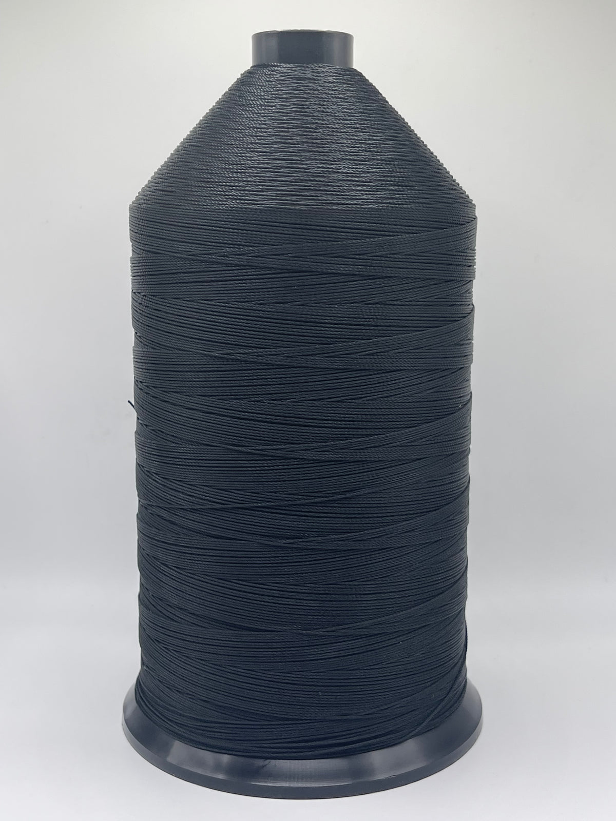 207 Tex 210 Outdoor Pro Poly Bonded 2lb. 4150YD Color 7020U Black