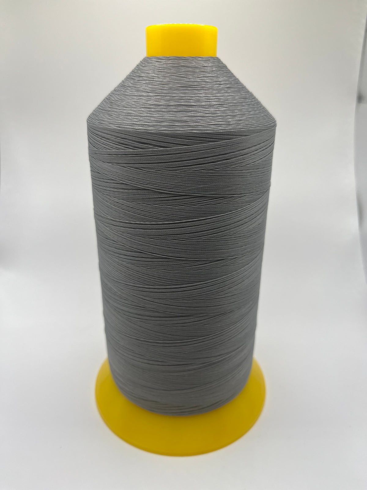 69 Tex 70 Serabond Poly Bonded 1 lb. 6000YD Color 7090U Shark Grey