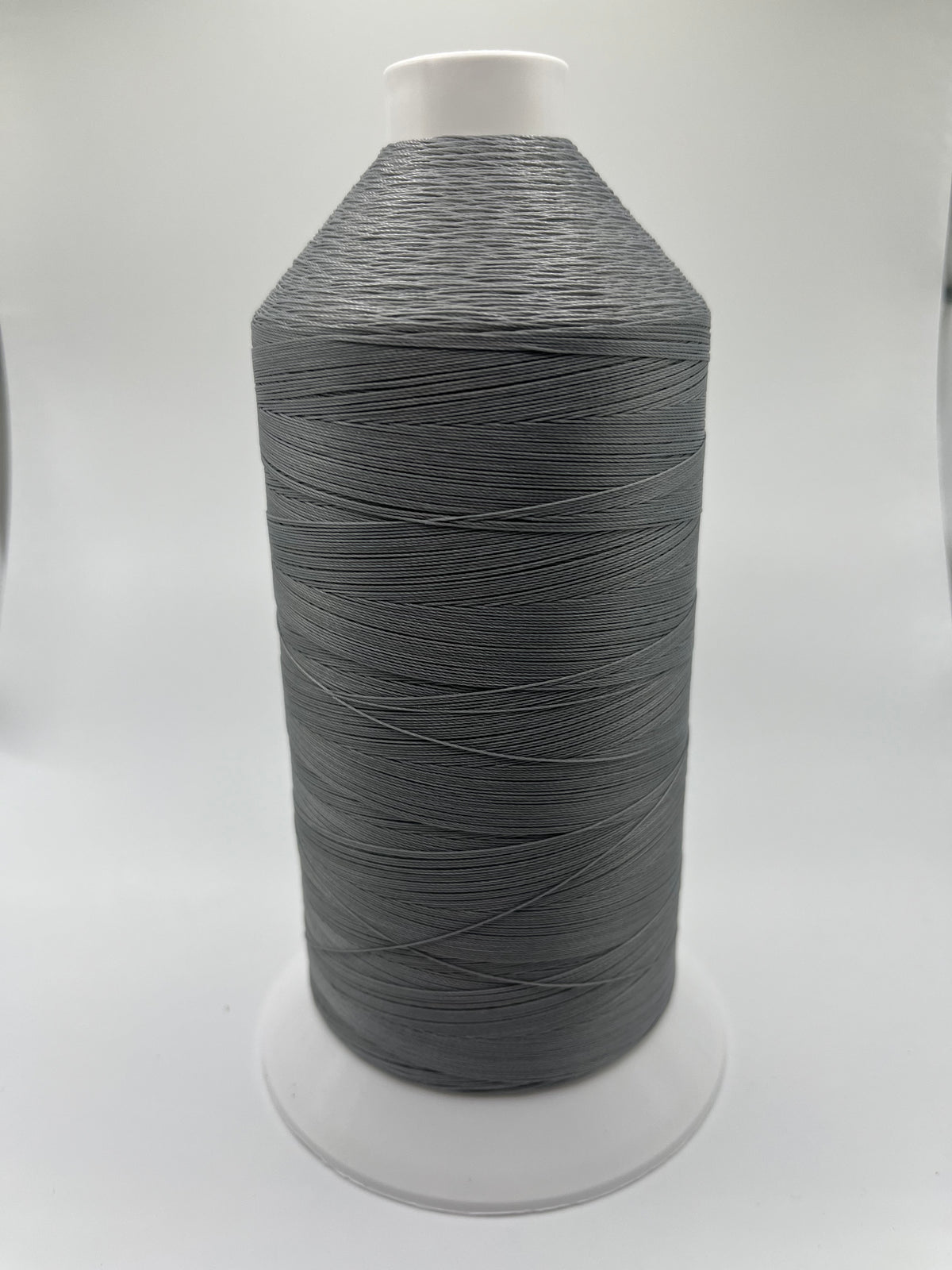 92 Tex 90 Serabond Poly Bonded 1 lb. 6000YD Color 7070U Pearl Grey